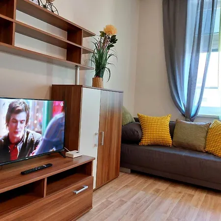 Apartment Csa #5 In The Historic Center Hradec Kralove